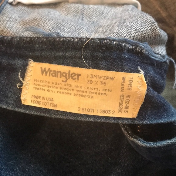 28 x 36 vintage wranglers - Picture 4 of 4